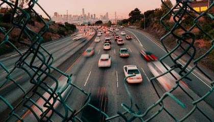 爱游戏娱乐平台-职业联赛媒体传播方式未贴近年轻群体