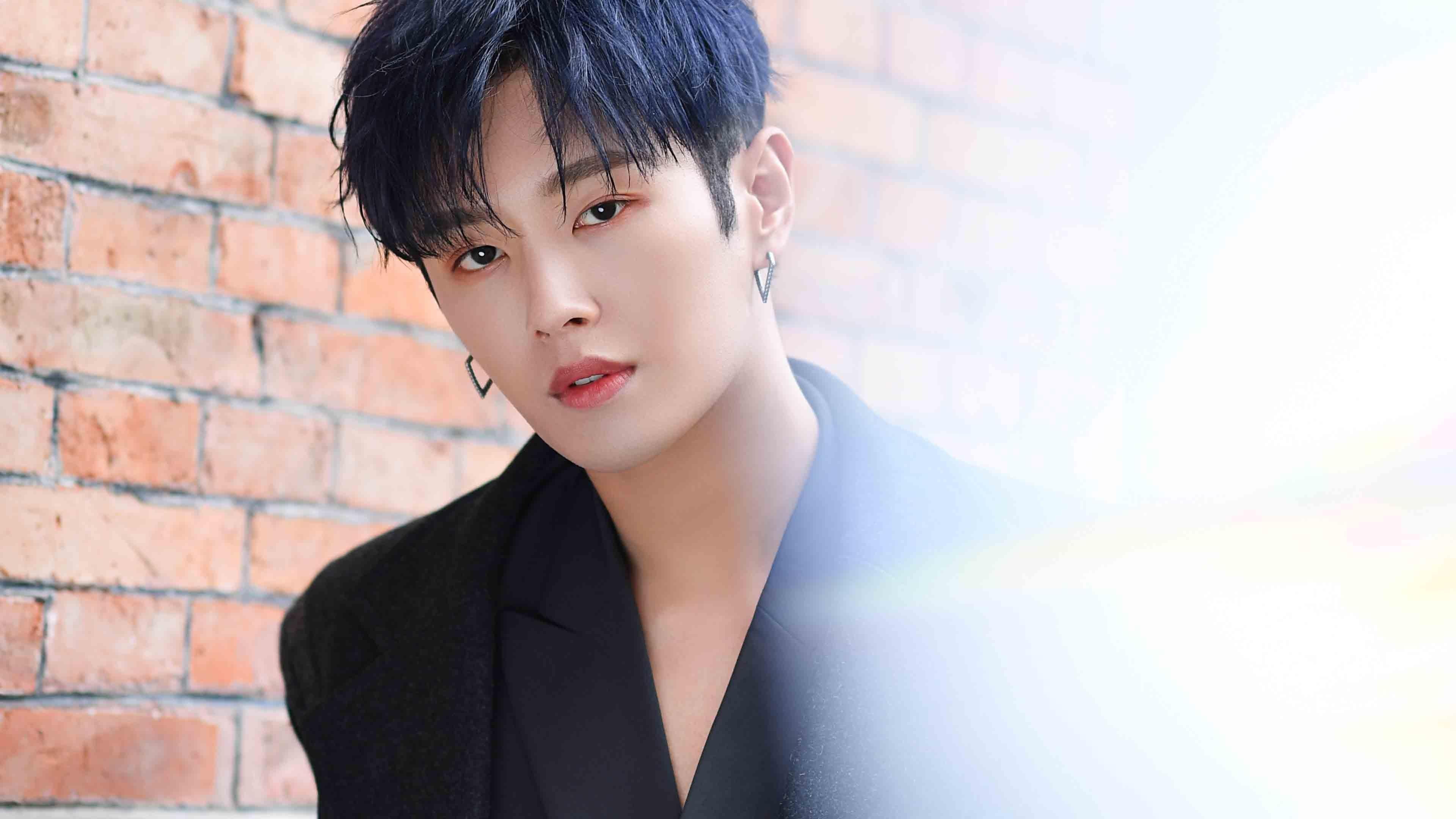 国际足坛快报巴萨新援首秀即建功,巴萨引援计划