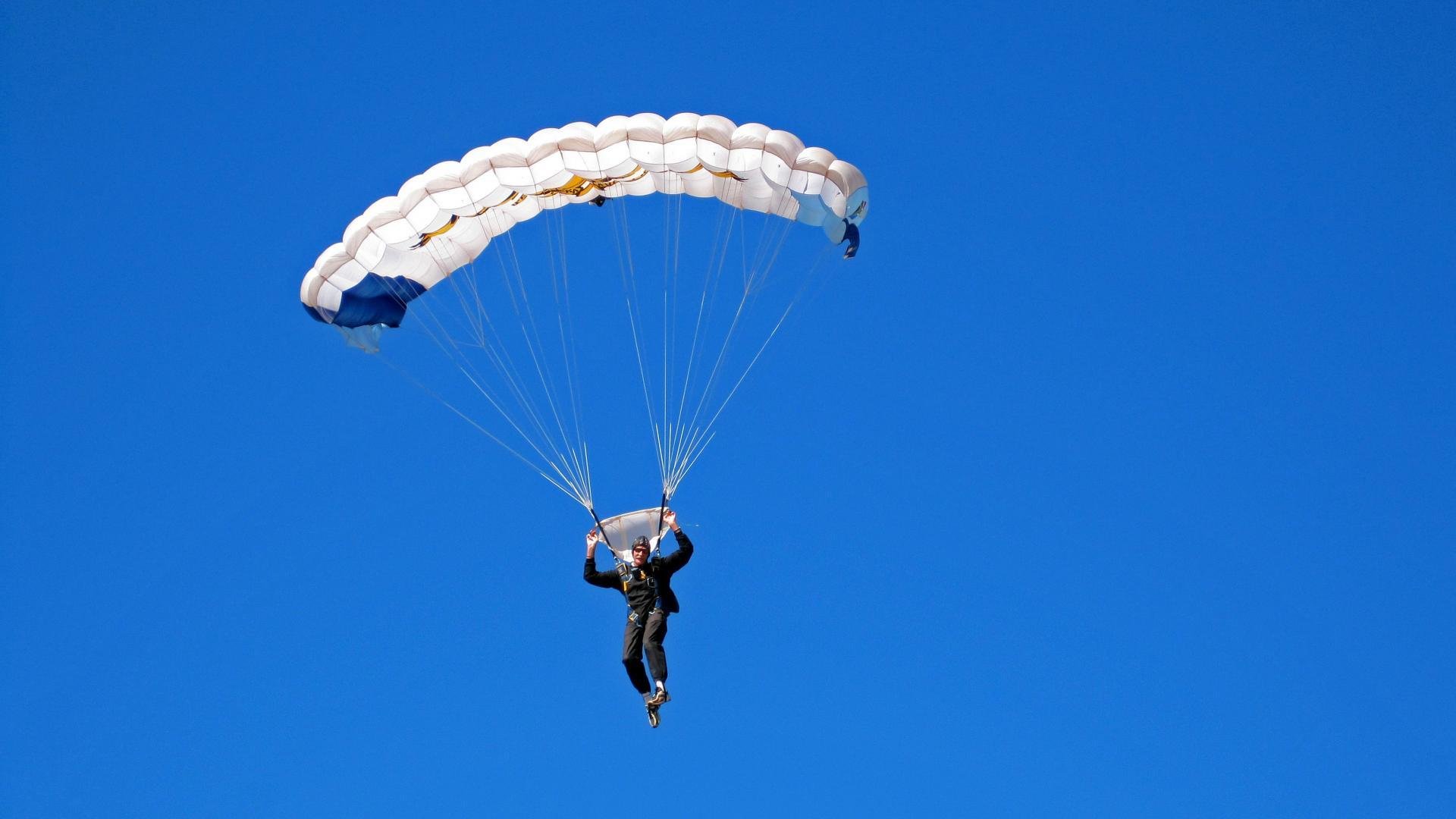 全国青少年登山赛贵州赛段精彩刺激，青年登山活动